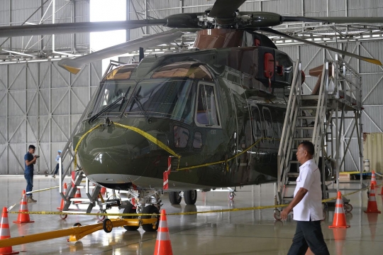 Helikopter AW-101 digaris polisi di Halim