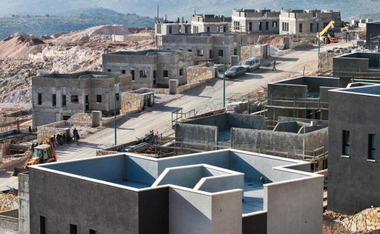 Meratapi tanah Palestina berubah jadi perumahan baru Israel