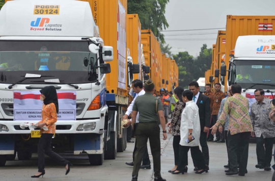 Jokowi lepas keberangkatan truk bermuatan beras untuk Sri Lanka