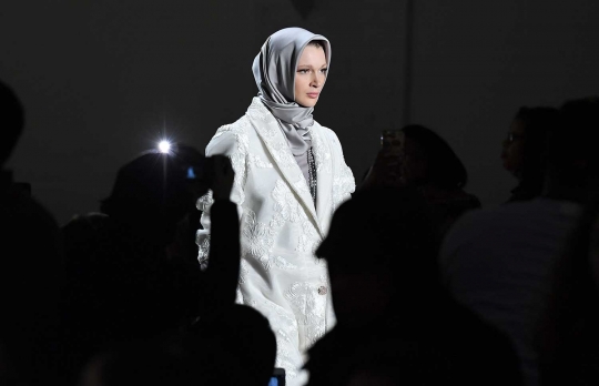Busana muslim karya anak bangsa meriahkan New York Fashion Week