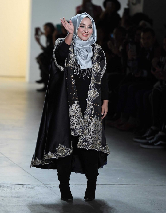 Busana muslim karya anak bangsa meriahkan New York Fashion Week