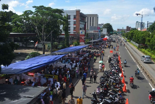 Di TPS berderet ini penghitungan suara pasangan nomor urut 2 unggul