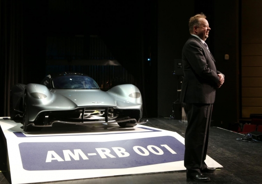 Ini wujud Aston Martin AM-RB 001, hypercar penyaing mobil F1
