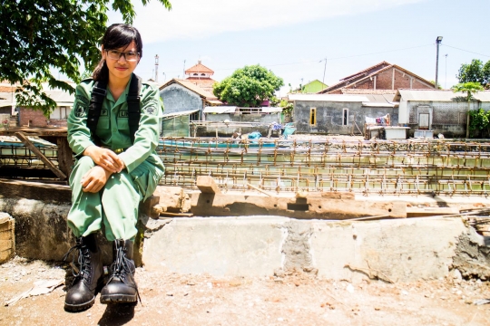 Mengenal lebih dekat Desti, Linmas cantik dari Sidakaya