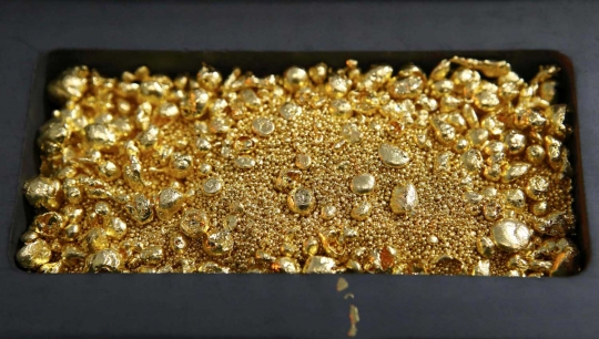 Intip pembuatan emas batangan Prioksky Non-Ferrous Metals