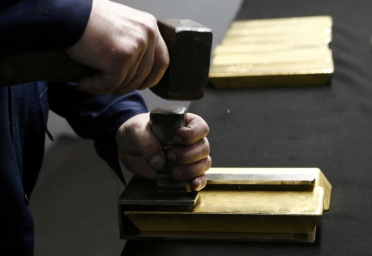 Intip pembuatan emas batangan Prioksky Non-Ferrous Metals