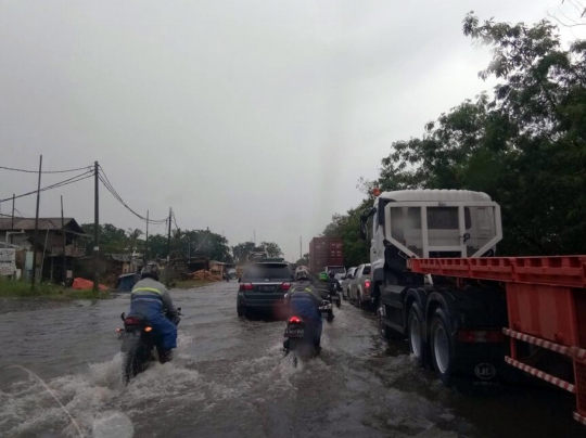 Ini penampakan banjir di berbagai wilayah Jakarta