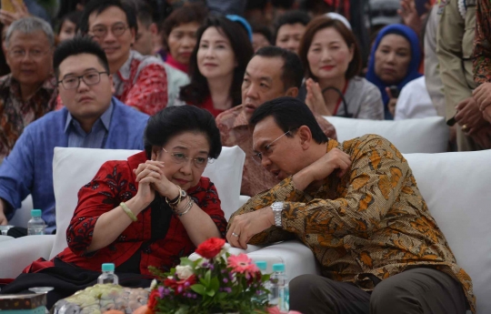 Megawati dampingi Ahok resmikan RPTRA Kalijodo