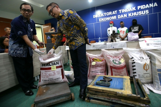 Bareskrim Polri bongkar peredaran pupuk palsu