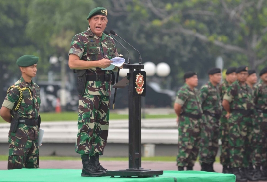 Pangkostrad tinjau pasukan pengamanan Raja Arab dan KTT IORA