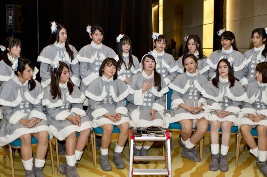 Melihat keseruan Handshake Event single ke-15 Luar Biasa JKT48