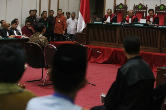 Ahok jalani sidang ke-13 kasus penistaan agama