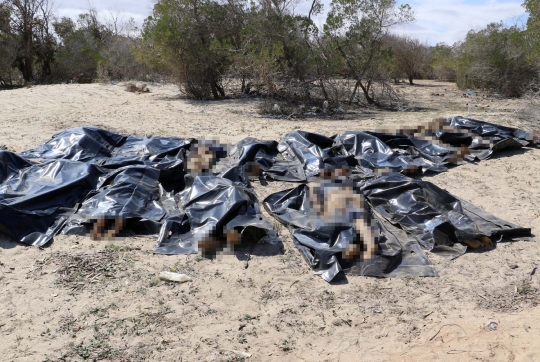 Kondisi tragis imigran ditemukan terkubur di pantai Libya