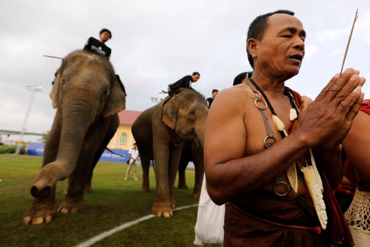 Ketika gajah Bangkok berkompetisi di turnamen polo