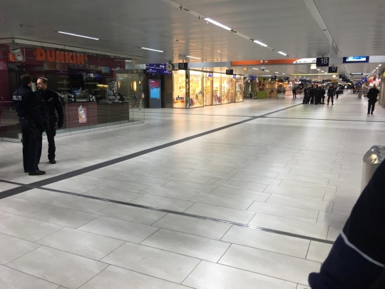 Suasana mencekam usai serangan kapak di stasiun Jerman