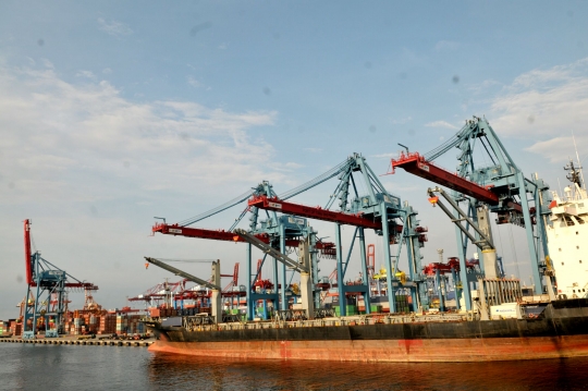 Memantau pemangkasan dwelling time di Pelabuhan Tanjung Priok