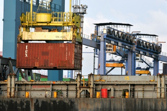 Memantau pemangkasan dwelling time di Pelabuhan Tanjung Priok