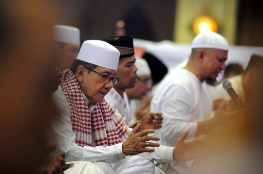 Sejumlah tokoh hadiri haul Soeharto di Masjid At-Tin