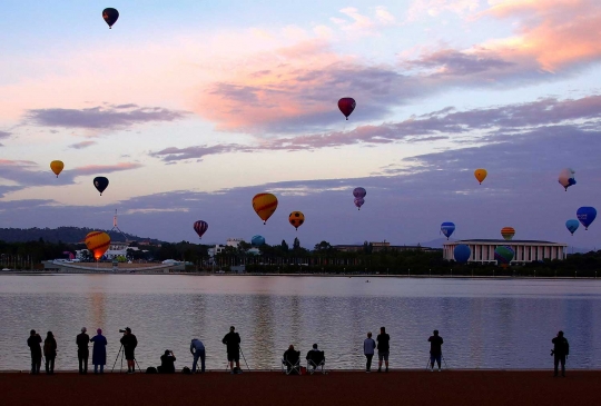 Festival Balon Canberra meriahkan langit Australia