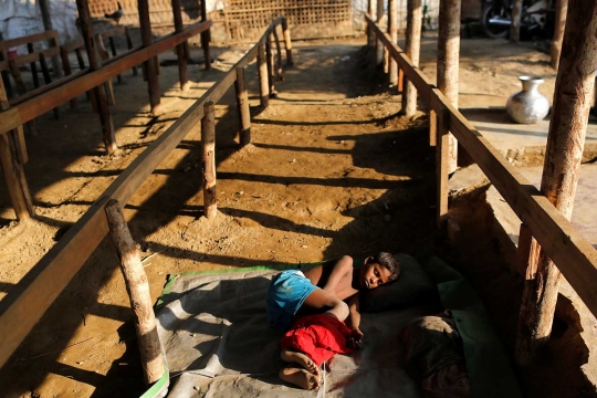 Potret warga Rohingya di kamp pengungsian Myanmar dan Bangladesh