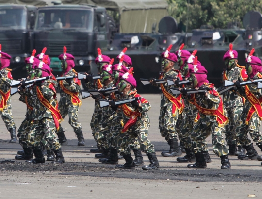 Atraksi murid SD meriahkan sertijab Komandan Korps Marinir