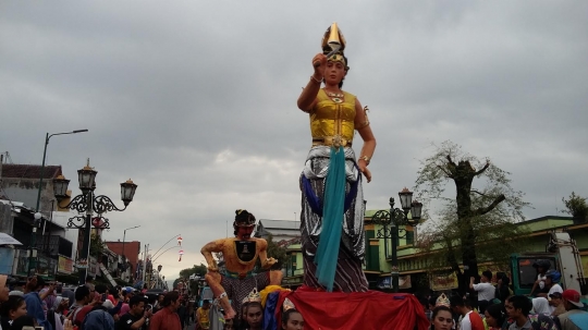 Meriahnya Pawai Ogoh-Ogoh di Malioboro