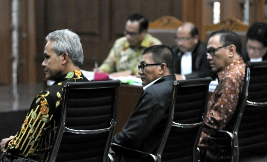 Agus DW Martowardojo dan Ganjar Pranowo bersaksi di sidang e-KTP