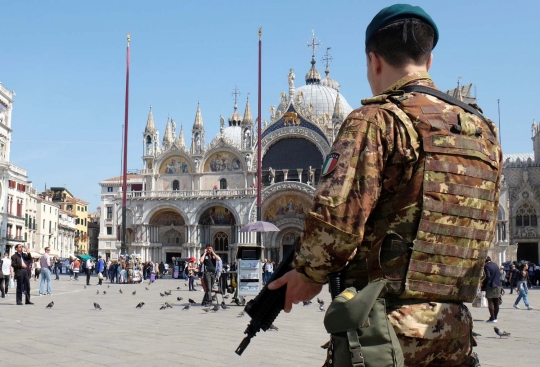 Tentara perketat penjagaan Venesia usai penangkapan anggota ISIS