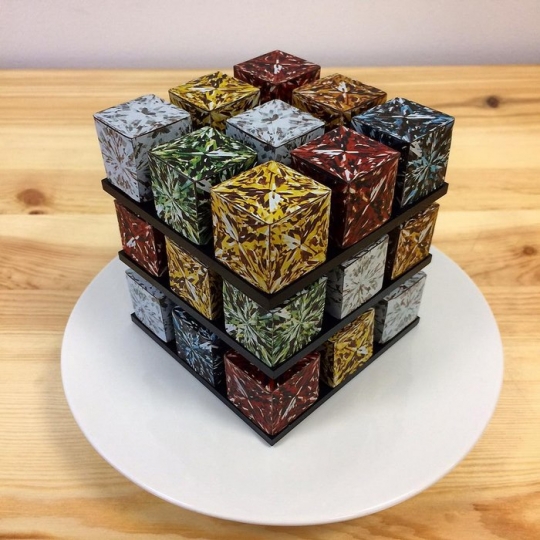 Warna-warni cantik cake rubik meriahkan Instagram