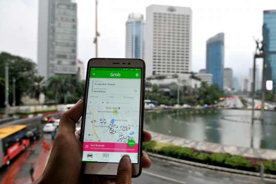 Kemenhub berlakukan aturan baru taksi online