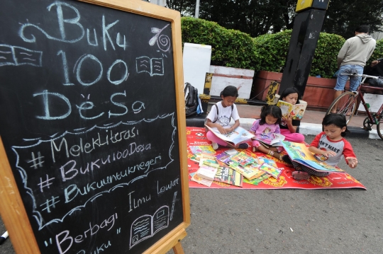 Aksi pengumpulan buku bekas untuk 100 desa terpelosok di HI