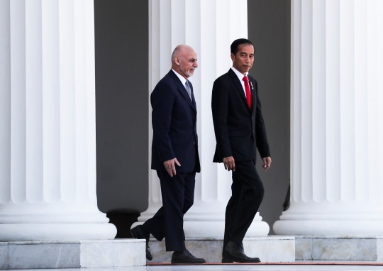 Keakraban Jokowi sambut kunjungan bersejarah Presiden Afghanistan