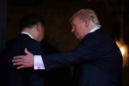 Akrabnya Trump sambut kunjungan Presiden China di villa pribadi