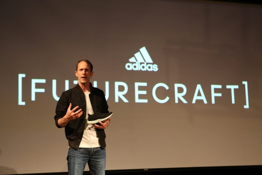 Ini printer canggih untuk cetak sneaker Adidas New Futurecraft 3D