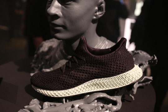 Ini printer canggih untuk cetak sneaker Adidas New Futurecraft 3D