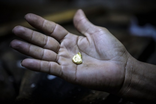 Nekatnya penambang emas tradisional di Nikaragua demi bertahan hidup