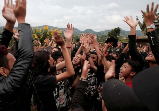 Ikhtiar kaum Punk belajar mengaji