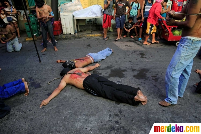 Foto : Ekstremnya ritual menebus dosa di Filipina merdeka.com Foto : Ekstremnya ritual menebus dosa di Filipina merdeka.com