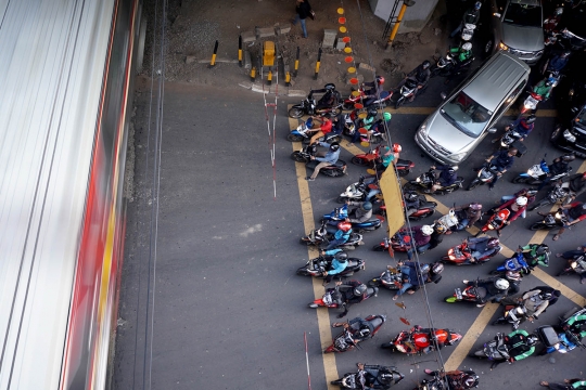 Perlintasan KA yang jadi biang macet di Tanjung Barat akan ditutup