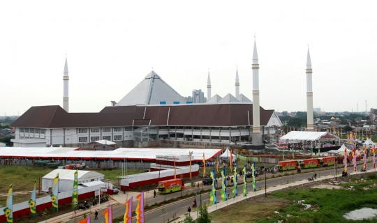 Kemegahan Masjid Hasyim Asy'ari di Jakarta usai diresmikan Jokowi