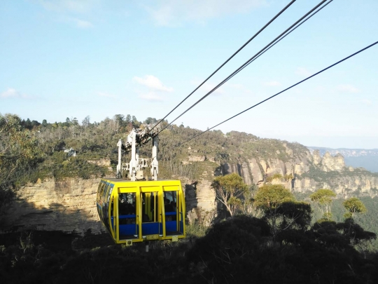 Bertualang dan melihat keindahan di Blue Mountain Australia
