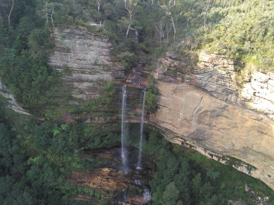 Bertualang dan melihat keindahan di Blue Mountain Australia