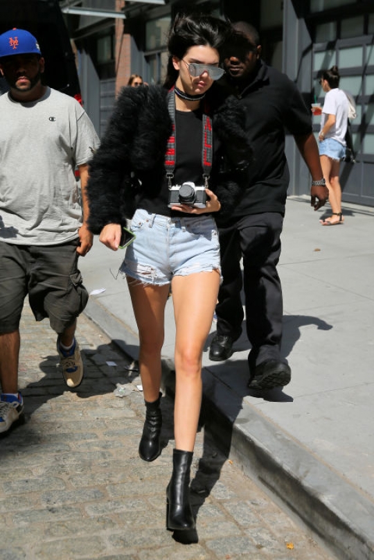 Seksi dan cantiknya Kendall Jenner, Si Ratu Street Style