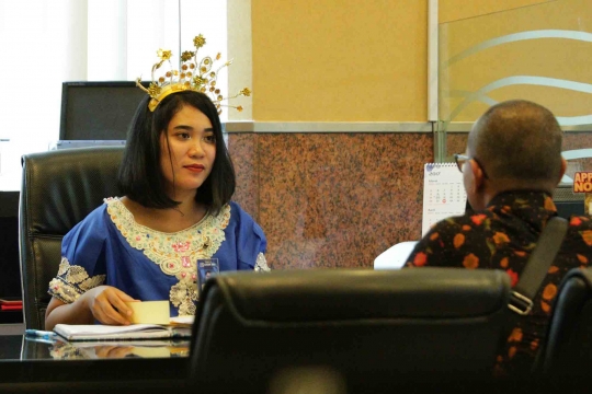 Peringati Hari Kartini, karyawan cantik BRI kenakan kebaya