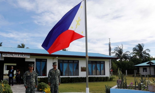 Sempat batal, Filipina akhirnya kibarkan bendera di Pulau Thitu
