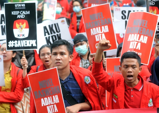 Aksi mahasiswa desak kasus Novel Baswedan segera diusut tuntas