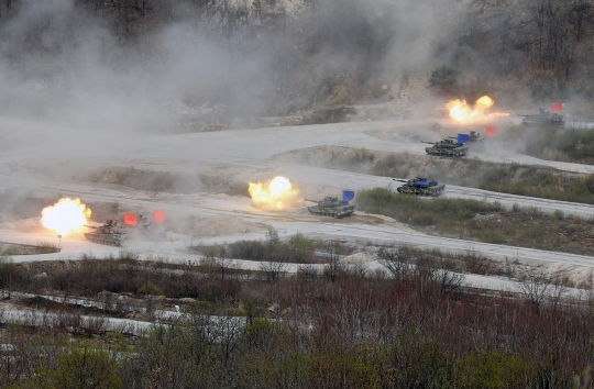 Aksi militer AS-Korsel pamer kekuatan perang di zona demiliterisasi