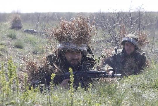 Aksi bertempur pasukan separatis Republik Rakyat Lugansk