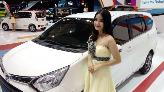 Pesona bidadari-bidadari cantik di panggung IIMS 2017