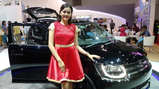 Pesona bidadari-bidadari cantik di panggung IIMS 2017